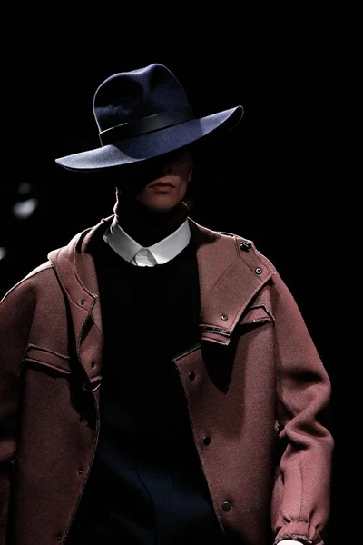 Look 23